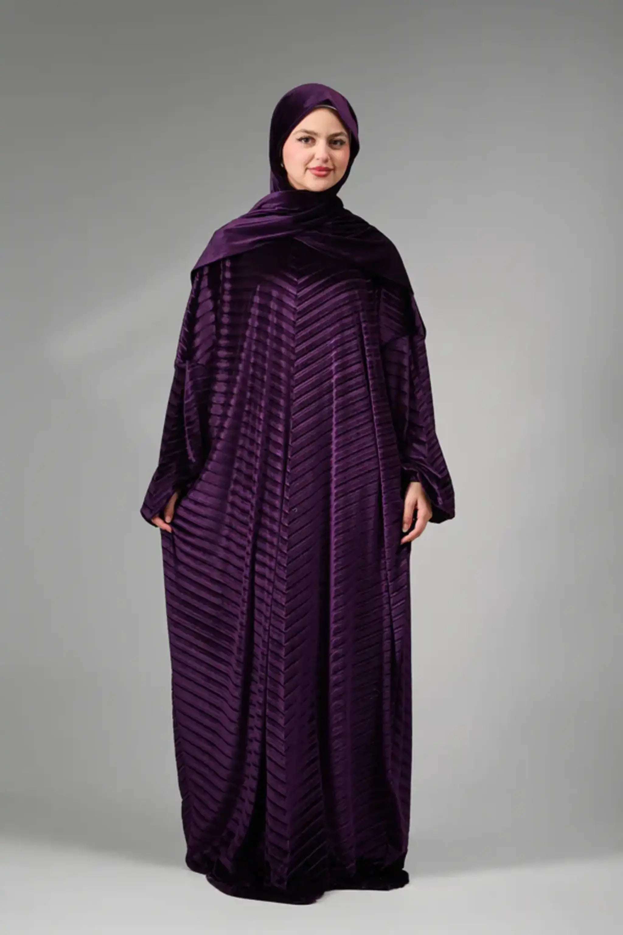 إسدال مليكة قطيفة بليسيه أرجواني ملكي