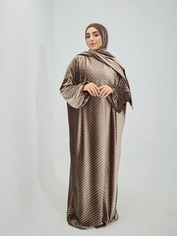 إسدال مليكة قطيفة بليسيه بني