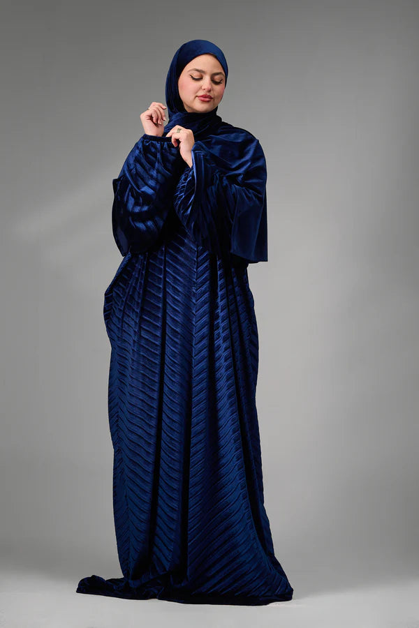 إسدال مليكة قطيفة بليسيه نافي ازرق