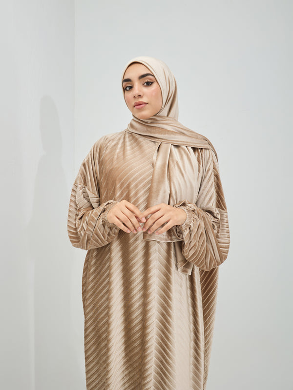 إسدال مليكة قطيفة ساند بيج  بليسيه