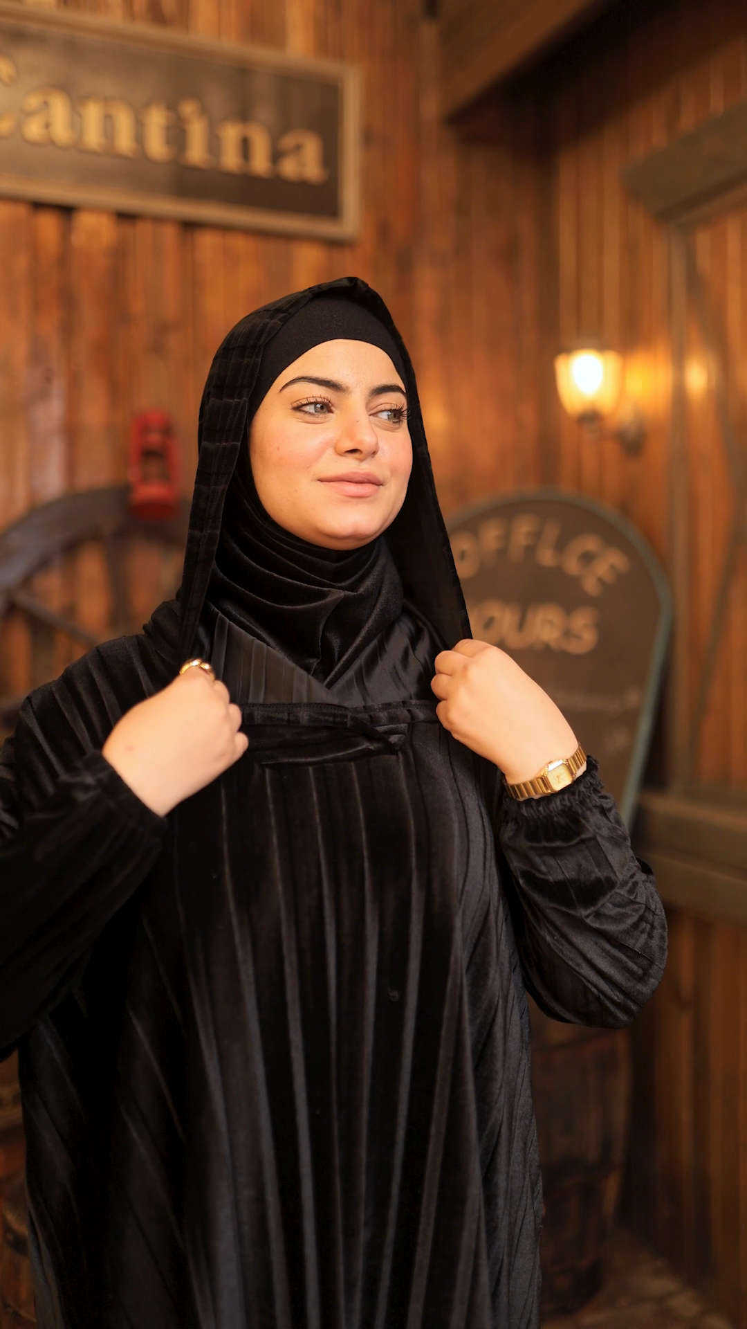 اسدال كابيتشو اسود