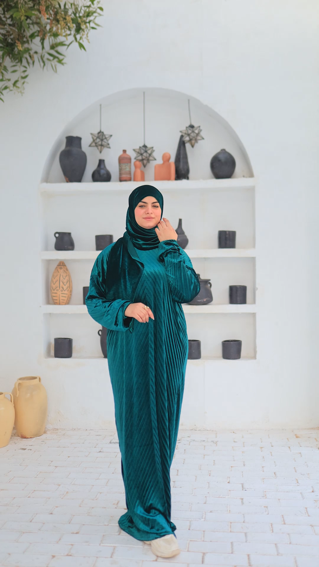 إسدال مليكة قطيفة  اخضرتيل  سبعات